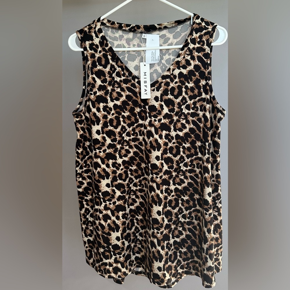 MISFAY size LARGE cheetah print, sleeveless top. NWT.